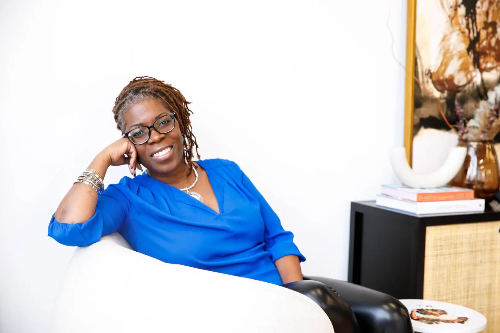 Black Female Therapist Integrating Mental Health, Wellness, Anxiety & Depression | Holistic Approach in Atlanta | 30080 | 30339 | 30067 | 30213 | 30097 Black female therapist integrating mental health, wellness, anxiety, and depression management in a holistic approach